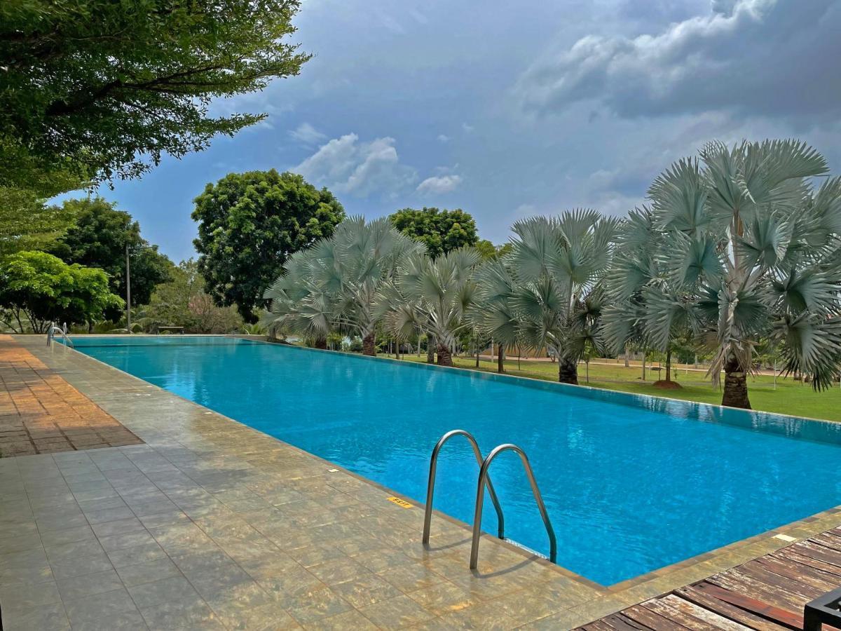 Birds Resort Hambantota Exteriör bild